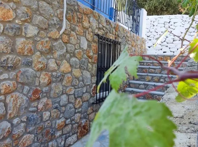 Petroula شقة Emborios